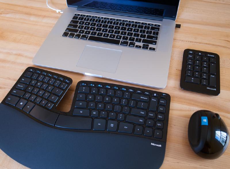 Keyboard on desk